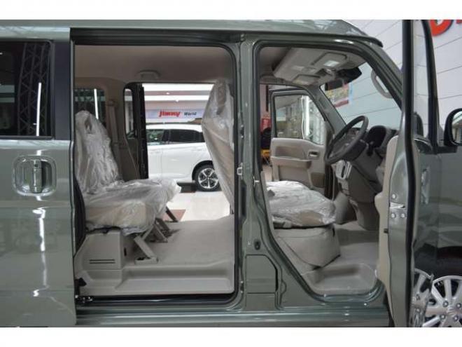 エブリィワゴン PZターボスペシャル ハイルーフ 4WD　届出済未使用車4WDターボハイルーフセーフティサポート搭載アイドリングストップ純正バックカメラ付ディスプレイオーディオ両側オートスライドドアオートステップリアパーキングセンサーハイビームアシストLED 660