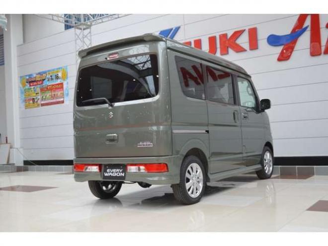 エブリィワゴン PZターボスペシャル ハイルーフ 4WD　届出済未使用車4WDターボハイルーフセーフティサポート搭載アイドリングストップ純正バックカメラ付ディスプレイオーディオ両側オートスライドドアオートステップリアパーキングセンサーハイビームアシストLED 660