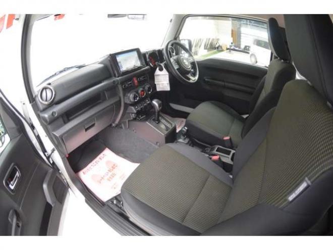 ジムニーXC 4WD　ワンオーナー4WDターボセーフティサポート搭載8インチナビTVバックカメラLEDライトクルーズコントロール 660