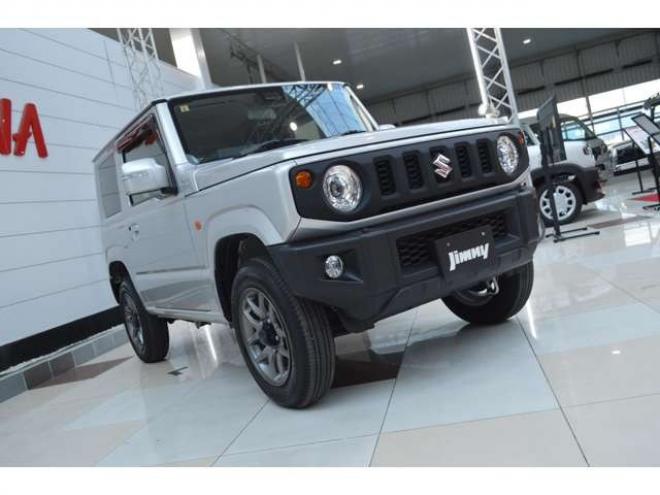 ジムニーXC 4WD　ワンオーナー車F5速マニュアル4WDターボセーフティサポート搭載アイドリングストップ横滑り防止装置11インチディスプレイオーディオハイビームアシストLEDライトクルーズコントロール 660