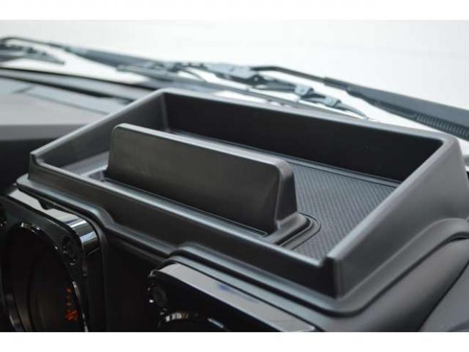 ジムニーXC 4WD　ワンオーナー車F5速マニュアル4WDターボセーフティサポート搭載アイドリングストップ横滑り防止装置11インチディスプレイオーディオハイビームアシストLEDライトクルーズコントロール 660