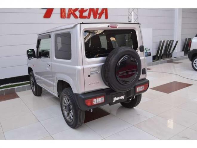 ジムニーXC 4WD　ワンオーナー車F5速マニュアル4WDターボセーフティサポート搭載アイドリングストップ横滑り防止装置11インチディスプレイオーディオハイビームアシストLEDライトクルーズコントロール 660