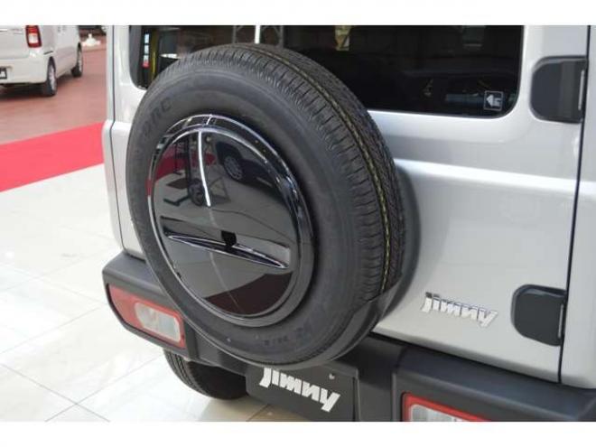 ジムニーXC 4WD　ワンオーナー車F5速マニュアル4WDターボセーフティサポート搭載アイドリングストップ横滑り防止装置11インチディスプレイオーディオハイビームアシストLEDライトクルーズコントロール 660