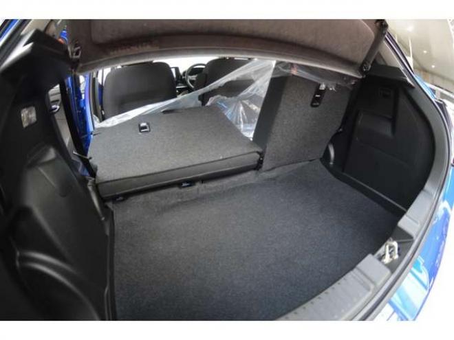 スイフト1.2 ハイブリッド MZ 4WD　ワンオーナー車ハイブリッド4WDセーフティサポート搭載スズキコネクト対応通信機装着車9インチ全方位モニターナビTVバックカメラ電動パーキングブレーキアダプティブクルーズコントロールLEDライト 1200