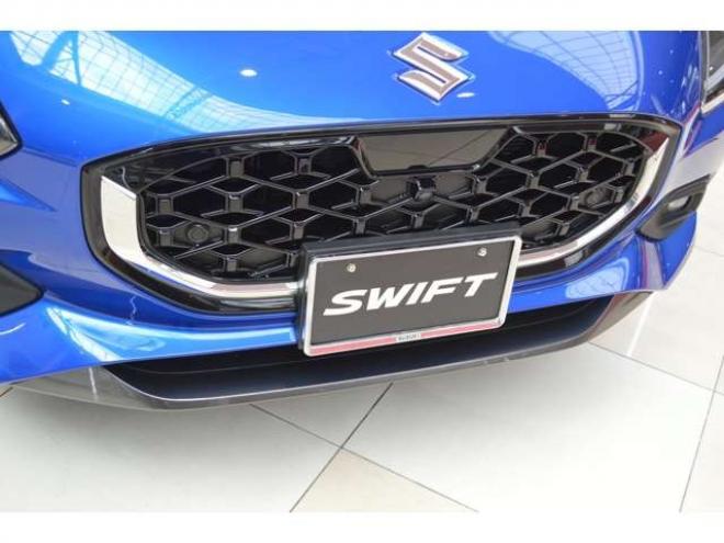 スイフト1.2 ハイブリッド MZ 4WD　ワンオーナー車ハイブリッド4WDセーフティサポート搭載スズキコネクト対応通信機装着車9インチ全方位モニターナビTVバックカメラ電動パーキングブレーキアダプティブクルーズコントロールLEDライト 1200