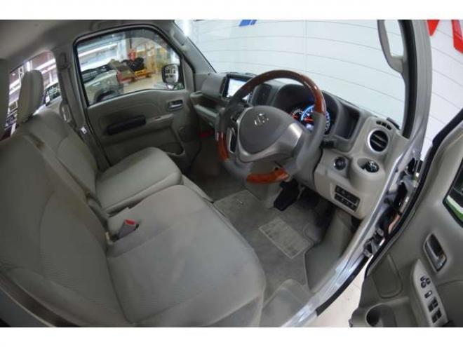 エブリィワゴン PZターボスペシャル 4WD　ワンオーナー車4WDターボセーフティサポート搭載アイドリングストップ横滑り防止装置7インチナビTV両側オートスライドドアオートステップETCハイビームアシストLEDウッドコンビハンドルアイドリングストップ 660