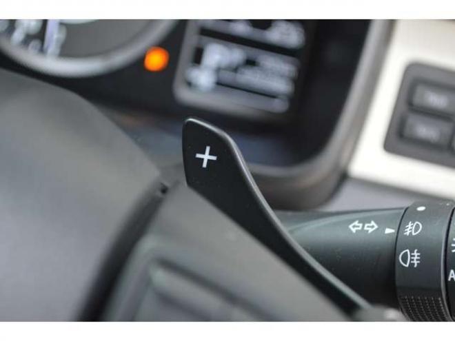 イグニス1.2 ハイブリッド MF 4WD　ワンオーナー車ハイブリッド4WDセーフティサポート搭載アイドリングストップ全方位モニターカメラ付ナビTVバックカメラETCハイビームアシストLEDライトドライブレコーダー 1200