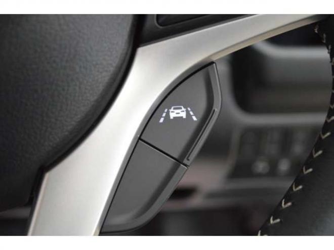 ワゴンRカスタムZ ハイブリッド ZT 4WD　ワンオーナー車ハイブリッド4WDターボセーフティサポート搭載パドルシフト全方位モニターカメラパッケージアイドリングストップLEDアダプティブクルーズコントロールヘッドアップディスプレイ 660