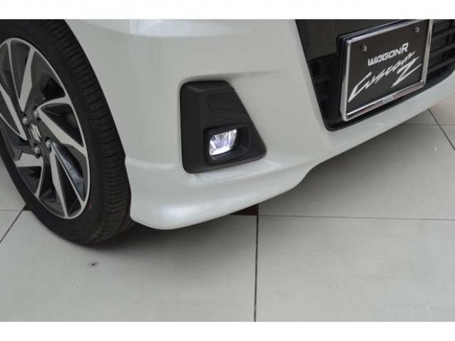 ワゴンRカスタムZ ハイブリッド ZT 4WD　ワンオーナー車ハイブリッド4WDターボセーフティサポート搭載パドルシフト全方位モニターカメラパッケージアイドリングストップLEDアダプティブクルーズコントロールヘッドアップディスプレイ 660