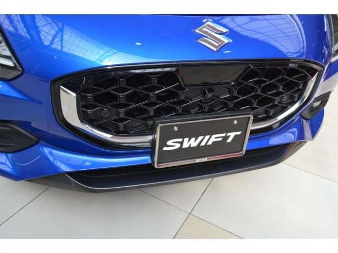 スイフト1.2 ハイブリッド MZ 4WD　ワンオーナー車ハイブリッド4WDセーフティサポート搭載スズキコネクト対応通信機装着車9インチ全方位モニターナビTVバックカメラ電動パーキングブレーキアダプティブクルーズコントロールLEDライトETC20 1200