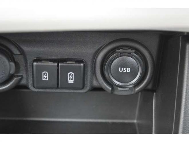 スイフト1.2 ハイブリッド MZ 4WD　ワンオーナー車ハイブリッド4WDセーフティサポート搭載スズキコネクト対応通信機装着車9インチ全方位モニターナビTVバックカメラ電動パーキングブレーキアダプティブクルーズコントロールLEDライトETC20 1200