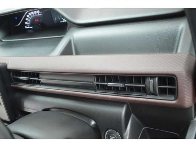 ワゴンRZL 4WD　届出済未使用車5速マニュアル4WDセーフティサポート搭載スズキコネクト対応通信機装着車ハイビームアシストLEDヘッドライト横滑り防止装置バックアイカメラ 660