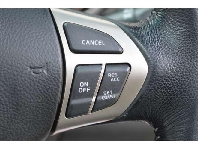 エスクード2.4 ランドブリーズ 4WD　ワンオーナー特別仕様車4WD横滑り防止装置サンルーフ社外ディスプレイオーディオバックカメラETCハーフレザーシートヒーターHIDライトクルーズコントロール 2400