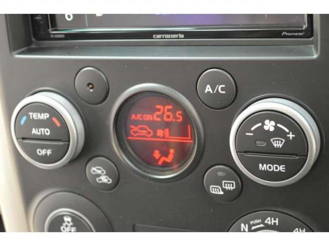 エスクード2.4 ランドブリーズ 4WD　ワンオーナー特別仕様車4WD横滑り防止装置サンルーフ社外ディスプレイオーディオバックカメラETCハーフレザーシートヒーターHIDライトクルーズコントロール 2400