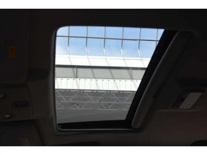 エスクード2.4 ランドブリーズ 4WD　ワンオーナー特別仕様車4WD横滑り防止装置サンルーフ社外ディスプレイオーディオバックカメラETCハーフレザーシートヒーターHIDライトクルーズコントロール 2400