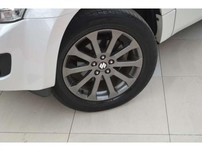 エスクード2.4 ランドブリーズ 4WD　ワンオーナー特別仕様車4WD横滑り防止装置サンルーフ社外ディスプレイオーディオバックカメラETCハーフレザーシートヒーターHIDライトクルーズコントロール 2400