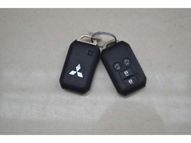 デリカD:2 1.2 ハイブリッド MZ 全方位カメラ付ナビパッケージ 4WD　レンタアップ車ハイブリッド4WDセーフティサポート搭載アイドリングストップ両側オートスライドドア全方位モニター付ナビTVバックカメラLEDアダプティブクルーズコントロールETCヘッドアップディスプレイ 1200