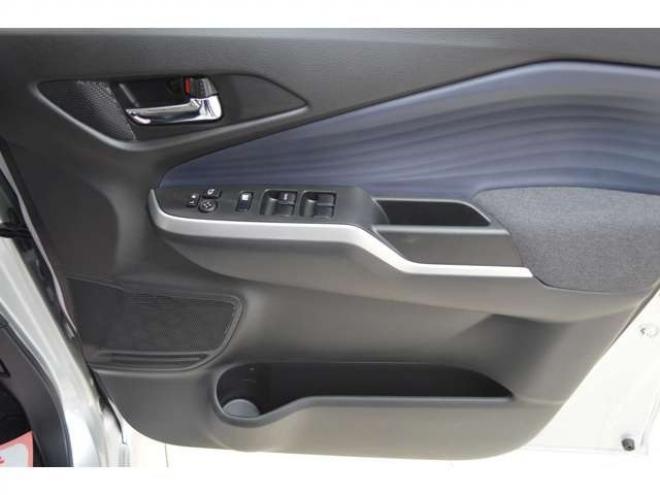 デリカD:2 1.2 ハイブリッド MZ 全方位カメラ付ナビパッケージ 4WD　レンタアップ車ハイブリッド4WDセーフティサポート搭載アイドリングストップ両側オートスライドドア全方位モニター付ナビTVバックカメラLEDアダプティブクルーズコントロールETCヘッドアップディスプレイ 1200