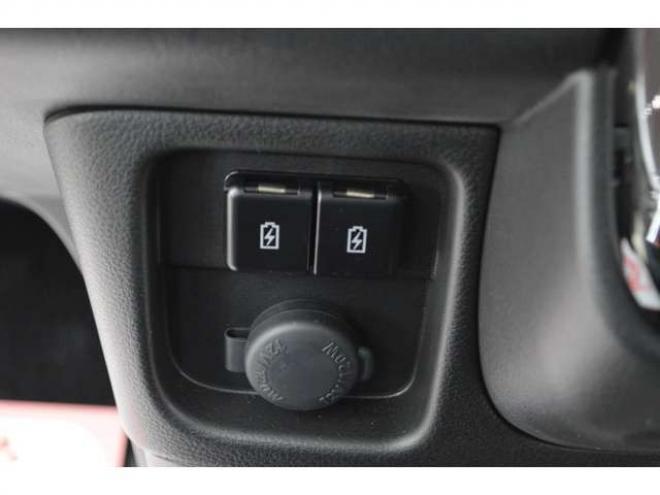 デリカD:2 1.2 ハイブリッド MZ 全方位カメラ付ナビパッケージ 4WD　レンタアップ車ハイブリッド4WDセーフティサポート搭載アイドリングストップ両側オートスライドドア全方位モニター付ナビTVバックカメラLEDアダプティブクルーズコントロールETCヘッドアップディスプレイ 1200