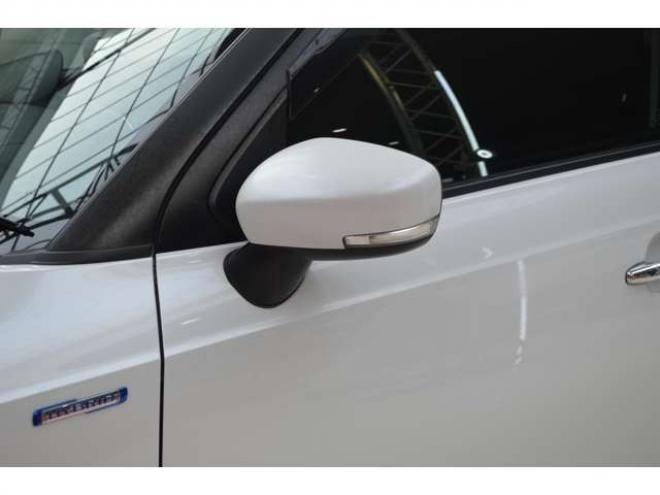 イグニス1.2 ハイブリッド MZ 4WD　ワンオーナー車ハイブリッド4WDセーフティサポート搭載アイドリングストップパドルシフト8インチナビTVバックカメラハイビームアシストLEDクルーズコントロールルーフエンドスポイラー 1200