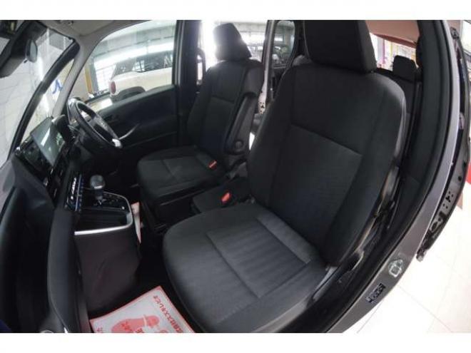 ランディ2.0 G 4WD　ワンオーナー車8人乗り4WDセーフティサポート搭載プリクラッシュセーフティ両側オートスライドドア9インチナビTVバックカメラETCレーダークルーズコントロールLEDドラレコシートヒーター 2000