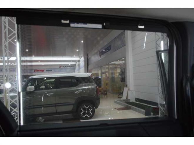 ランディ2.0 G 4WD　ワンオーナー車8人乗り4WDセーフティサポート搭載プリクラッシュセーフティ両側オートスライドドア9インチナビTVバックカメラETCレーダークルーズコントロールLEDドラレコシートヒーター 2000