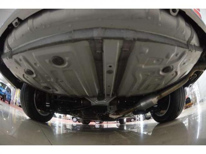 ランディ2.0 G 4WD　ワンオーナー車8人乗り4WDセーフティサポート搭載プリクラッシュセーフティ両側オートスライドドア9インチナビTVバックカメラETCレーダークルーズコントロールLEDドラレコシートヒーター 2000