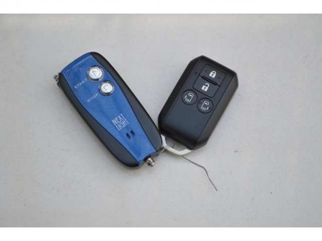 ワゴンRスマイルハイブリッド X 4WD　ワンオーナーセーフティサポートSDナビTV 660