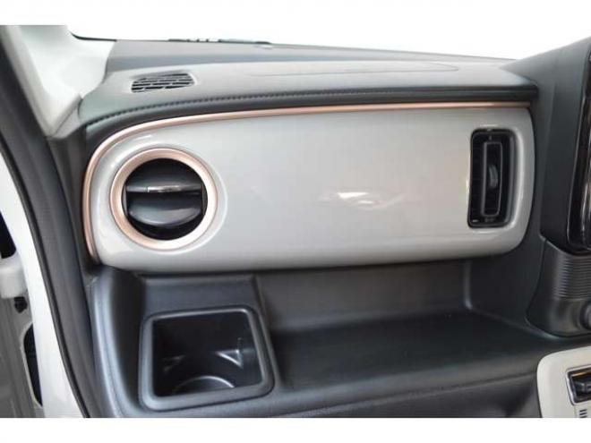 ワゴンRスマイルハイブリッド X 4WD　ハイブリッド4WDセーフティサポート搭載スズキコネクト対応通信機装着車アイドリングストップ両側オートスライドドア全方位モニター付9インチナビTVバックカメラアダプティブクルーズコントロールLEDライト 登録済未使用車 660