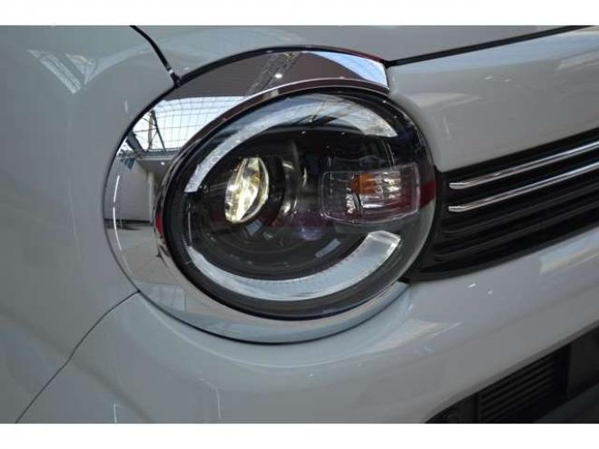 ワゴンRスマイルハイブリッド X 4WD　ハイブリッド4WDセーフティサポート搭載スズキコネクト対応通信機装着車アイドリングストップ両側オートスライドドア全方位モニター付9インチナビTVバックカメラアダプティブクルーズコントロールLEDライト 登録済未使用車 660