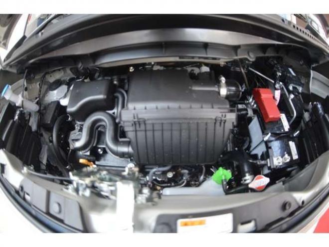 ワゴンRスマイルハイブリッド X 4WD　ハイブリッド4WDセーフティサポート搭載スズキコネクト対応通信機装着車アイドリングストップ両側オートスライドドア全方位モニター付9インチナビTVバックカメラアダプティブクルーズコントロールLEDライト 登録済未使用車 660