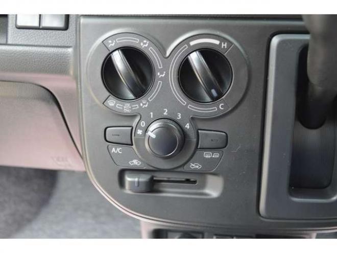 アルトハイブリッド S 4WD　届出済未使用車ハイブリッド4WDセーフティサポート搭載アイドリングストップハイビームアシストハロゲンヘッドライト 660