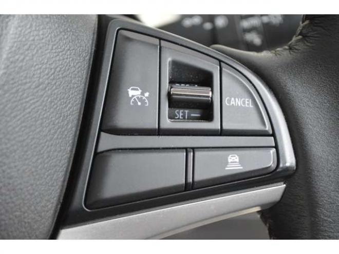 クロスビー1.0 ハイブリッド MZ 4WD　ワンオーナー車ハイブリッド4WDターボセーフティサポート搭載アイドリングストップ全方位モニター付8インチナビTVバックカメラアダプティブクルーズコントロールハイビームアシストLEDドライブレコーダー 1000