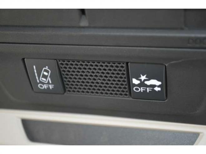 インプレッサスポーツ 2.0 i-S アイサイト 4WD　ワンオーナー車アイサイト4WDアイドリングストップ8インチ純正ナビTVバックカメラETCパワーシートLEDライトアダプティブクルーズコントロール18インチアルミパーキングセンサー 2000