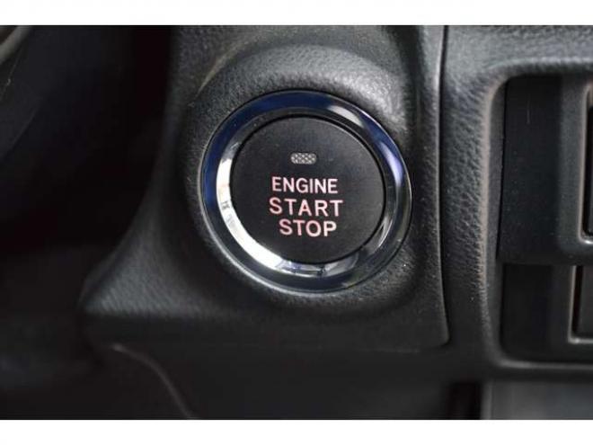 インプレッサスポーツ 2.0 i-S アイサイト 4WD　ワンオーナー車アイサイト4WDアイドリングストップ8インチ純正ナビTVバックカメラETCパワーシートLEDライトアダプティブクルーズコントロール18インチアルミパーキングセンサー 2000