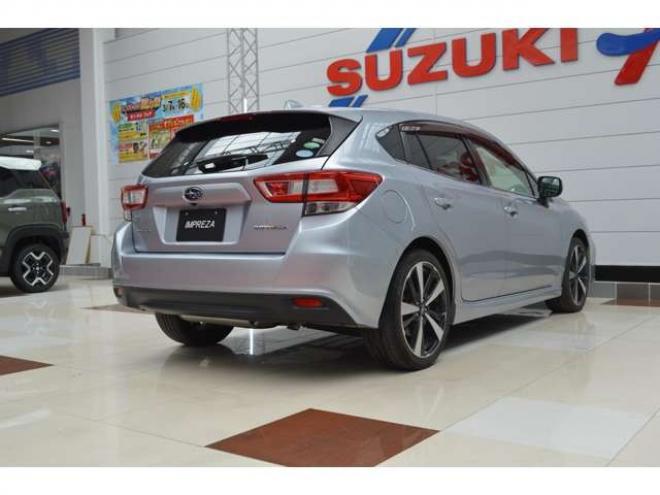 インプレッサスポーツ 2.0 i-S アイサイト 4WD　ワンオーナー車アイサイト4WDアイドリングストップ8インチ純正ナビTVバックカメラETCパワーシートLEDライトアダプティブクルーズコントロール18インチアルミパーキングセンサー 2000