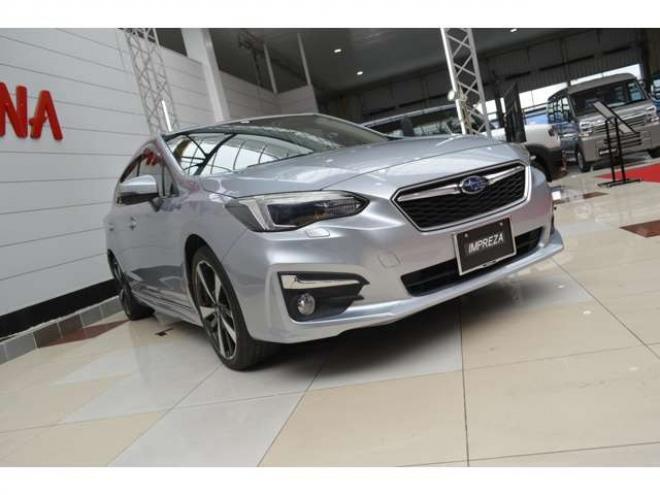 インプレッサスポーツ 2.0 i-S アイサイト 4WD　ワンオーナー車アイサイト4WDアイドリングストップ8インチ純正ナビTVバックカメラETCパワーシートLEDライトアダプティブクルーズコントロール18インチアルミパーキングセンサー 2000