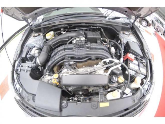 インプレッサスポーツ 2.0 i-S アイサイト 4WD　ワンオーナー車アイサイト4WDアイドリングストップ8インチ純正ナビTVバックカメラETCパワーシートLEDライトアダプティブクルーズコントロール18インチアルミパーキングセンサー 2000