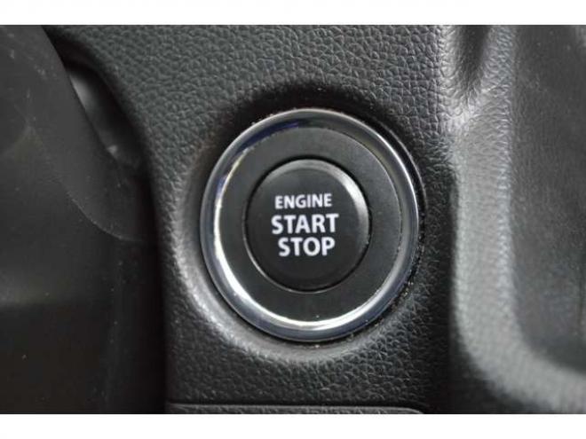 ワゴンRスティングレー ハイブリッド X 4WD　ワンオーナー車ハイブリッド4WDセーフティサポート搭載アイドリングストップ全方位モニター8インチナビTVハイビームアシスト付LEDライトETC横滑り防止装置ヘッドアップディスプレイ 660