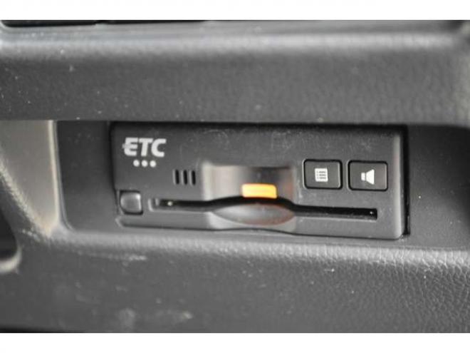 ワゴンRスティングレー ハイブリッド X 4WD　ワンオーナー車ハイブリッド4WDセーフティサポート搭載アイドリングストップ全方位モニター8インチナビTVハイビームアシスト付LEDライトETC横滑り防止装置ヘッドアップディスプレイ 660