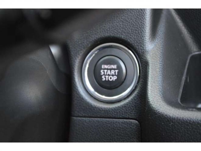 ワゴンRスティングレー ハイブリッド X 4WD　ワンオーナー車ハイブリッド4WDセーフティサポート搭載アイドリングストップCDハイビームアシスト付LEDライトETC横滑り防止装置シートヒーター 660