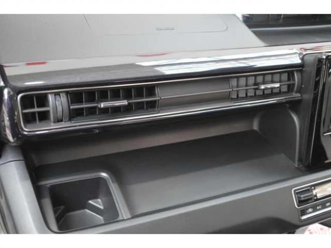 ワゴンRスティングレー ハイブリッド X 4WD　ワンオーナー車ハイブリッド4WDセーフティサポート搭載アイドリングストップCDハイビームアシスト付LEDライトETC横滑り防止装置シートヒーター 660