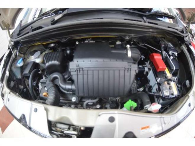 ワゴンRスティングレー ハイブリッド X 4WD　ワンオーナー車ハイブリッド4WDセーフティサポート搭載アイドリングストップCDハイビームアシスト付LEDライトETC横滑り防止装置シートヒーター 660