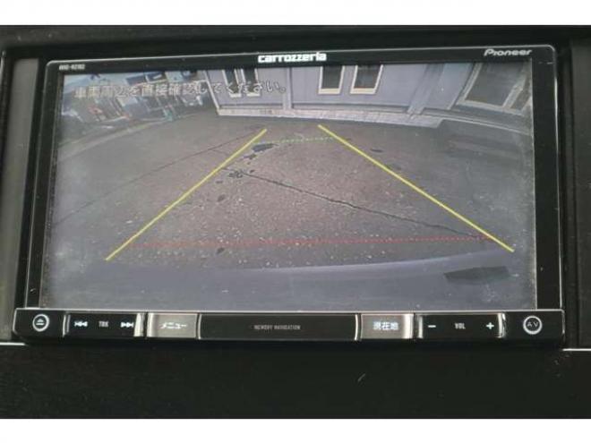 セレナ2.0 B 4WD　社外ナビ　バックカメラ　バックブザー　ETC　前側ドライブレコーダー　クルーズコントロール　オートライト　フォグランプ 2000