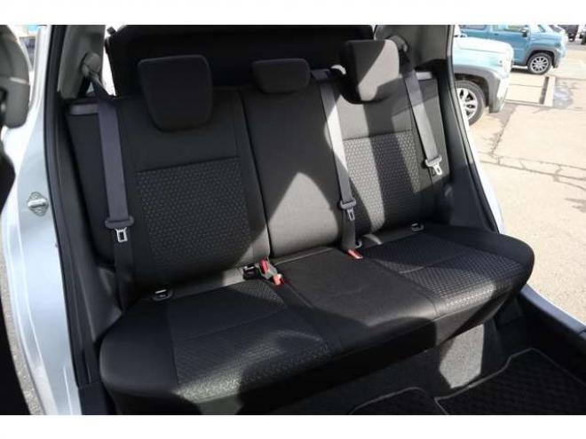 スイフト1.2 XL セーフティパッケージ装着車 4WD　CDプレイヤー　シートヒーター　パドルシフト　オートライト　アダプティブクルーズコントロール　車線逸脱警報 1200