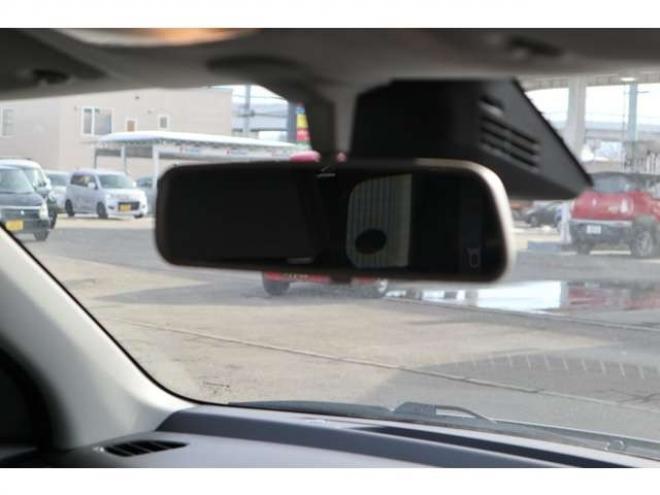 スイフト1.2 XL セーフティパッケージ装着車 4WD　CDプレイヤー　シートヒーター　パドルシフト　オートライト　アダプティブクルーズコントロール　車線逸脱警報 1200