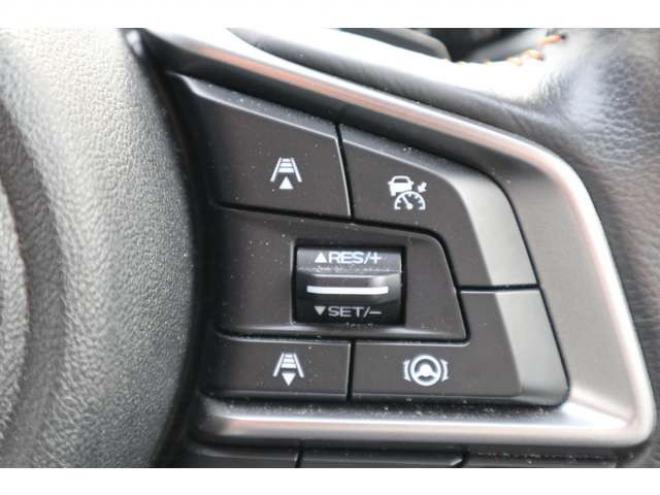 XV2.0e-L アイサイト 4WD　純正フルセグナビ　バックカメラ　ETC　電動パーキングブレーキ　オートビークルホールド　アダプティブクルーズコントロール 2000