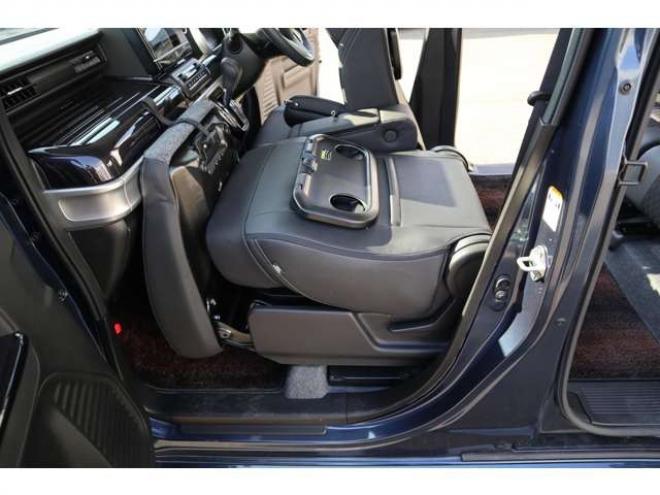 スペーシアカスタム ハイブリッド XS 4WD　全方位フルセグナビ　ヘッドアップディスプレイ　社外ドラレコ前後　ETC　両側電動スライドドア　アダプティブクルーズコントロール　パワーモード　スリムサーキュレーター 660