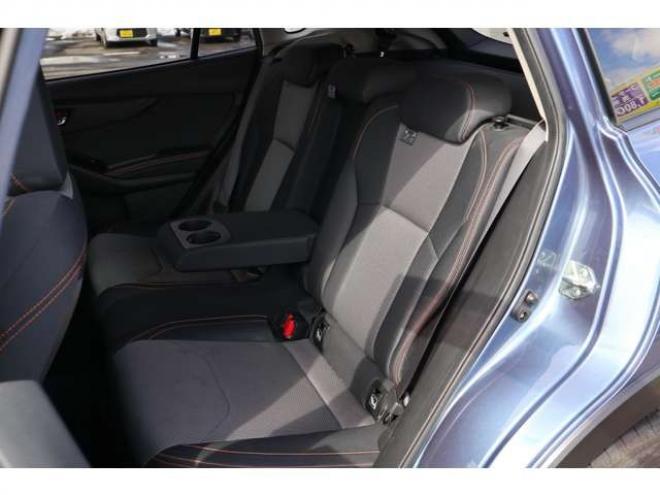 XV2.0i-L アイサイト 4WD　純正フルセグナビ　バックカメラ　ETC　電動パーキングブレーキ　ヘッドライトウォッシャー　アダプティブクルーズコントロール　LEDヘッドライト 2000