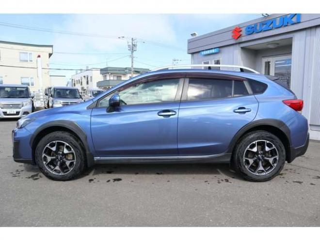 XV2.0i-L アイサイト 4WD　純正フルセグナビ　バックカメラ　ETC　電動パーキングブレーキ　ヘッドライトウォッシャー　アダプティブクルーズコントロール　LEDヘッドライト 2000